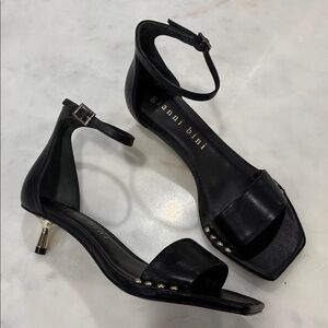 NEW Gianni Bini Asherr Leather Studded Kitten Heel Sandals Ankle Strap Sz 7